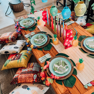 Lovebug Picnics_Luau